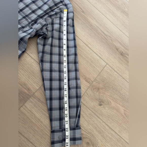 Columbia Black and Gray Checkered Shirt - Picture 9 of 9
